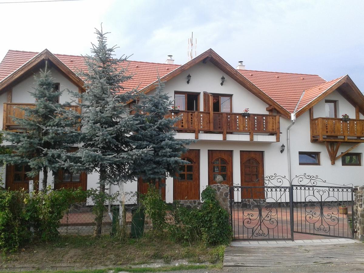 Bed and Breakfast Felso Fogado Felsőtold Exteriér fotografie