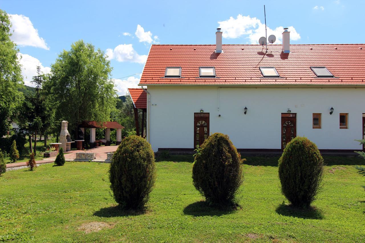 Bed and Breakfast Felso Fogado Felsőtold Exteriér fotografie
