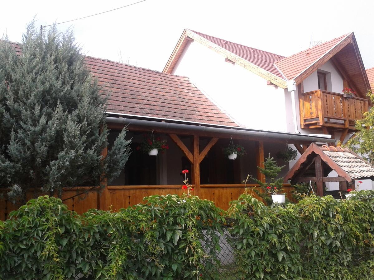 Bed and Breakfast Felso Fogado Felsőtold Exteriér fotografie