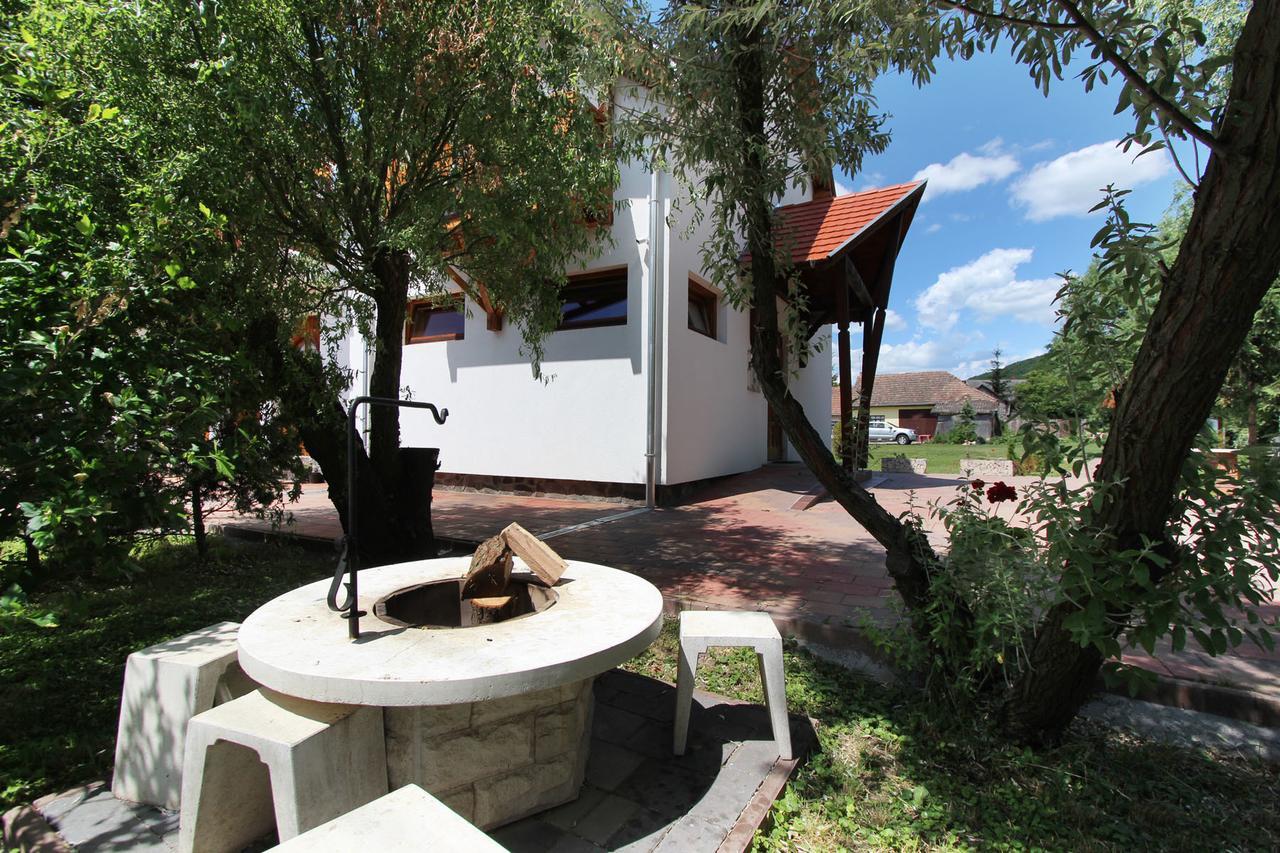 Bed and Breakfast Felso Fogado Felsőtold Exteriér fotografie